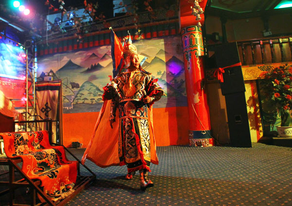 Storytelling is an art for a select few in Nagqu who ensure the many adventures of the Tibetan hero King Gesar will never be forgotten. Keeping the legend alive