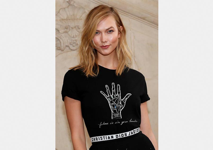 Paris Fashion Week: Dior Fall/Winter 2017-2018