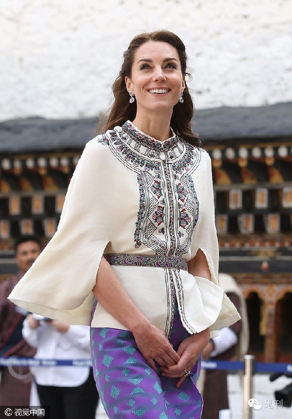 她貴比英女王，卻穿幾百塊的衣服美翻東南亞！