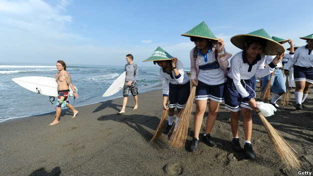 Making a clean sweep 重新開(kāi)始/壓倒性勝利