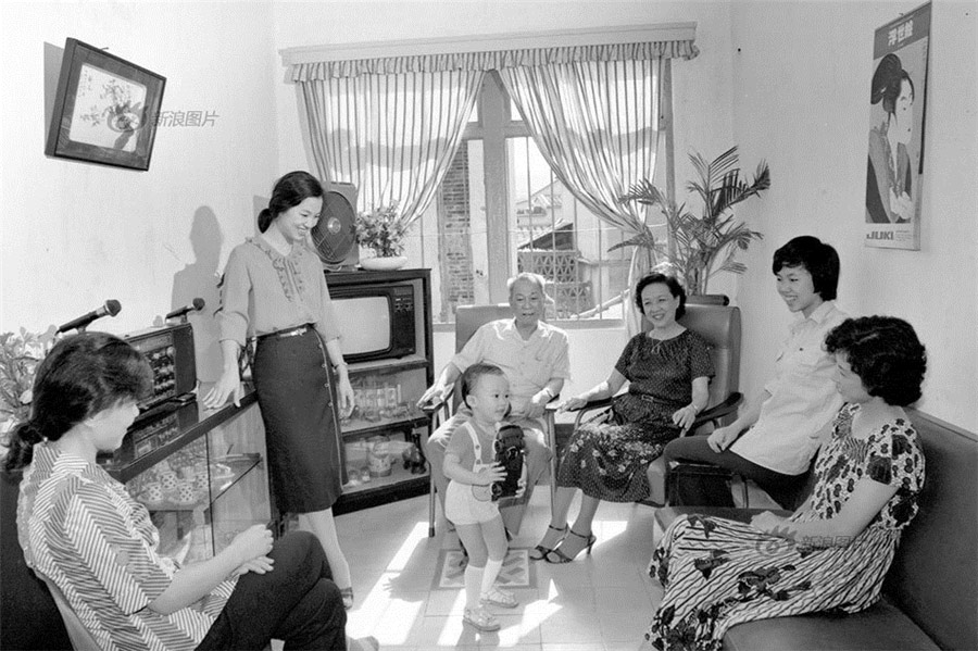 老照片：上世紀(jì)八九十年代的富裕家庭什么樣？（組圖）