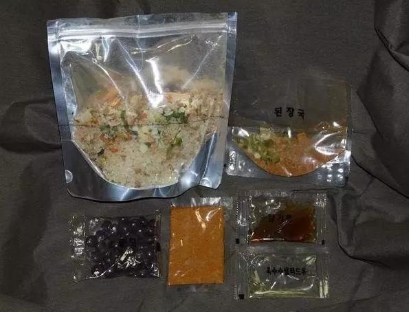 揭秘各國兵哥哥的野戰(zhàn)口糧！看到韓國的，忍不住笑出了聲…