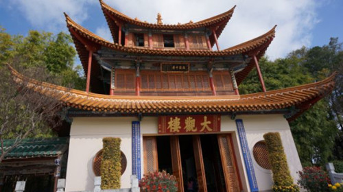 Kunming Grand View Pavilion limits visitor numbers