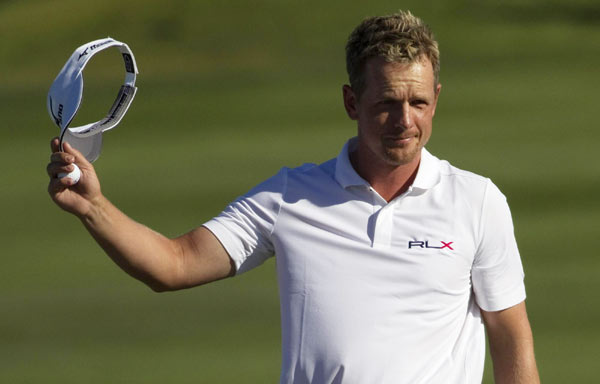 Luke Donald added further accolades to his stellar 2011 campaign when the Briton was named winner of the 2011 PGA of America player of the year award and the Vardon Trophy for lowest scoring average on Monday. Donald wins America's player of the year award