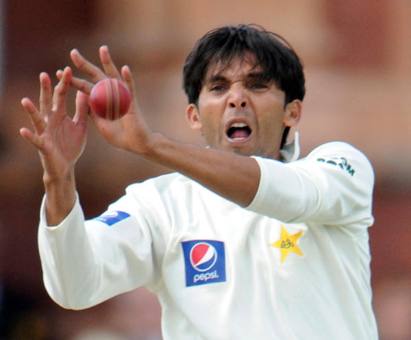 Pakistan cricketers Salman Butt and Mohammad Asif were found guilty on Tuesday of taking bribes to fix part of a Test match against England in a case that prosecutors said revealed rampant corruption at the heart of international cricket. Pakistan trio found guilty in fixing scandal