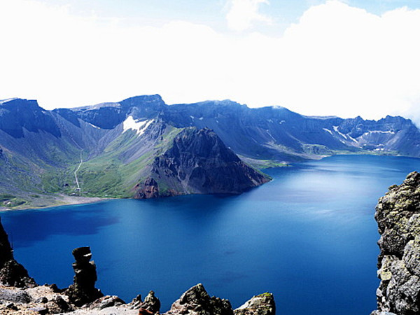 Top 10 relaxing summer destinations in China